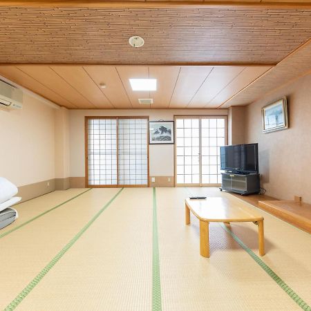 Ryosou Minatosou Joetsu Hotel ภายนอก รูปภาพ